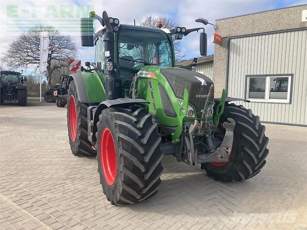 Fendt 724 s4 الجرارات