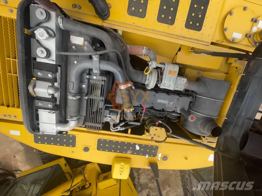 Komatsu PC 200-8 حفارات زحافة