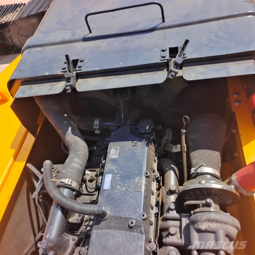 Sany SY 335 H حفارات زحافة