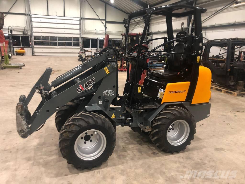 GiANT D 332 SWT لوادر متعددة الأغراض