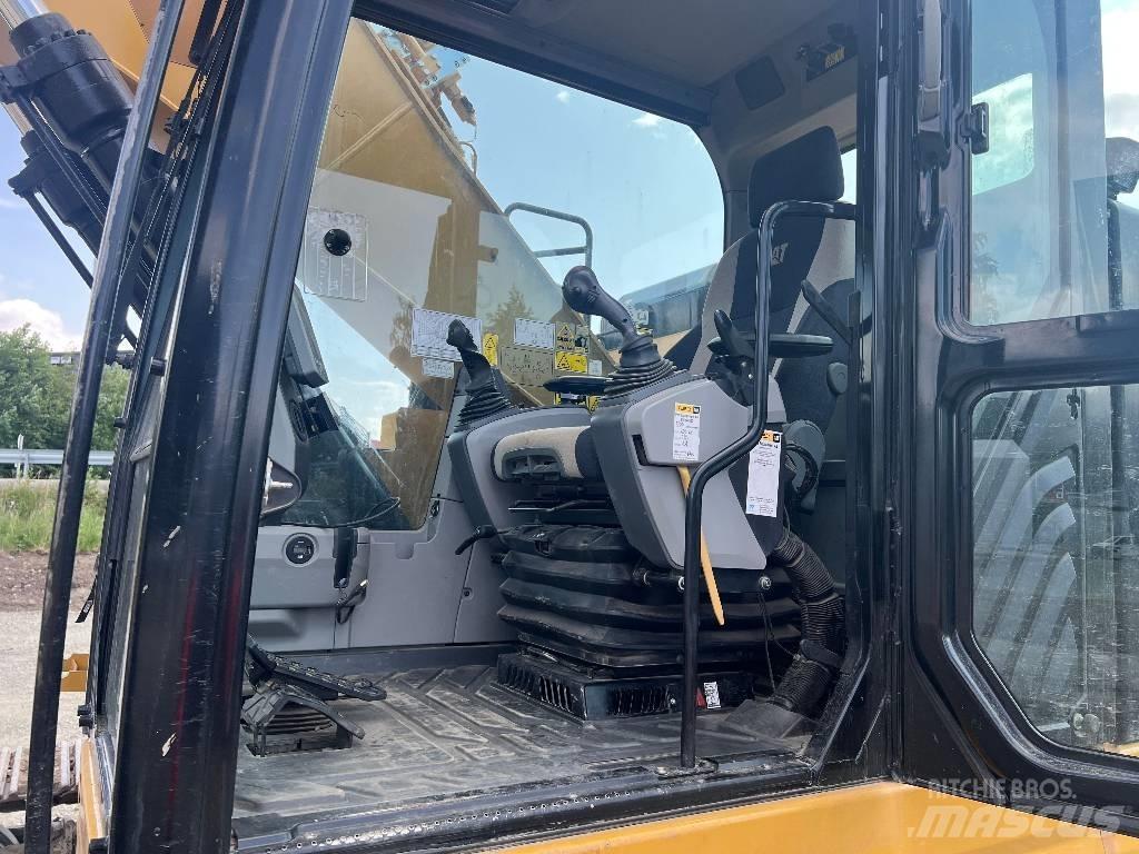 CAT 325 FL CR حفارات زحافة