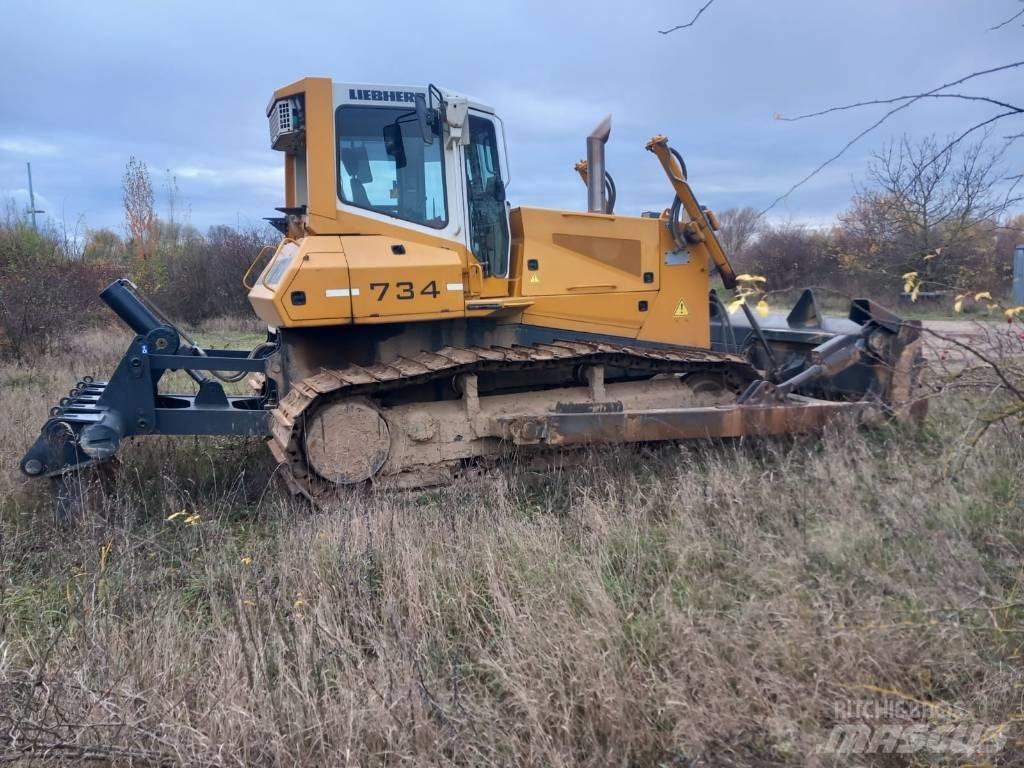 Liebherr PR 734 XL بلدوزرات مجنزرة