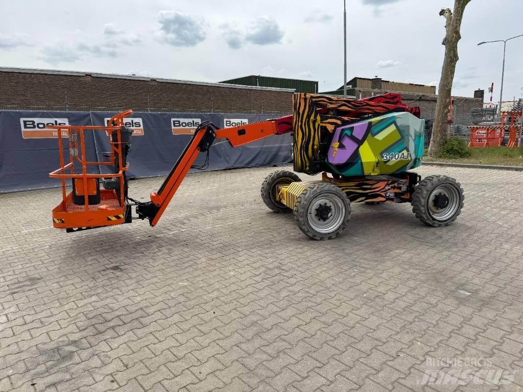 JLG 340AJ رافعات سلة مفصلية