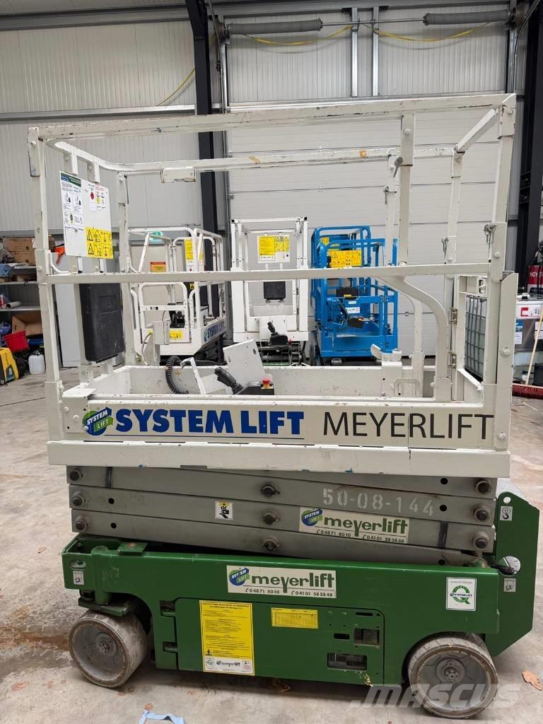 Genie GS 1932 رافعات مقصية الشكل