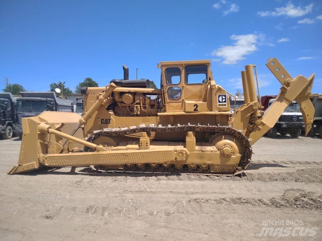 CAT D9H جرارات تسوية