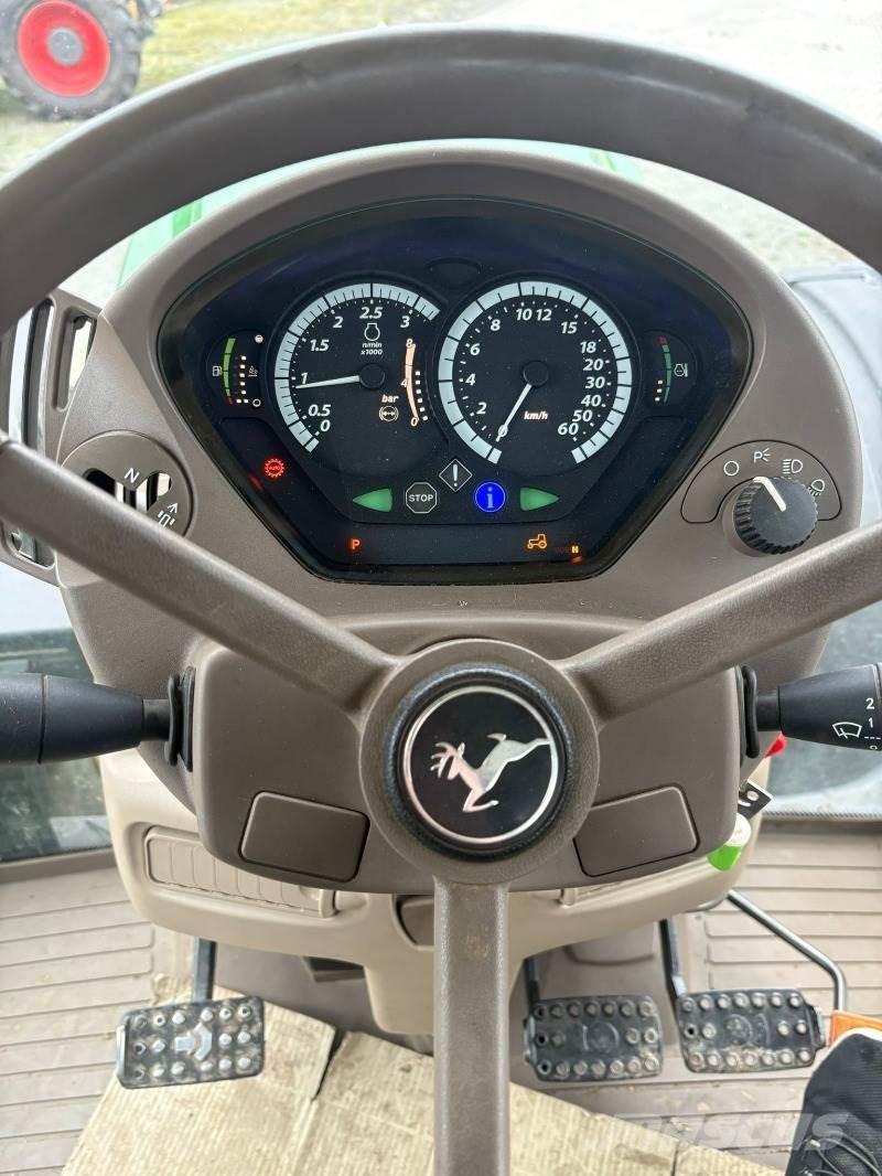 John Deere 6195R الجرارات