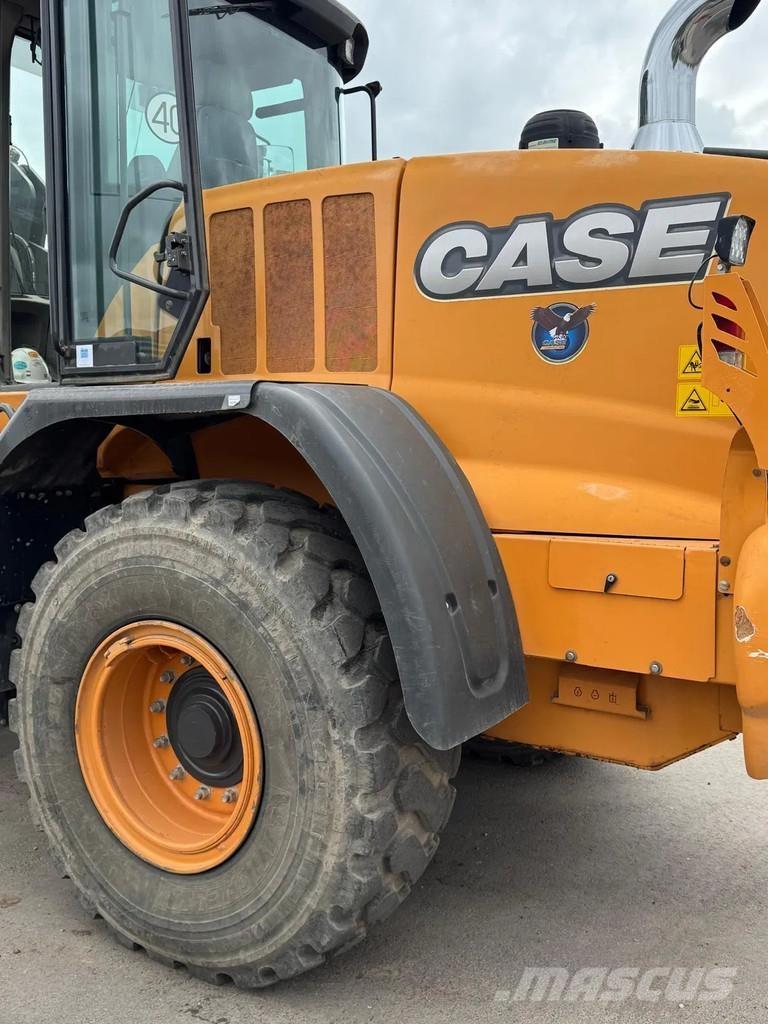 CASE 721F لوادر بعجل