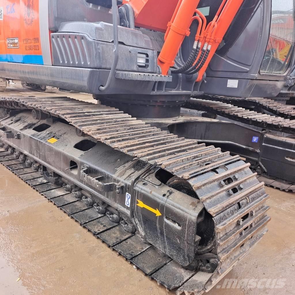 Hitachi Zaxis 200 -3G حفارات زحافة