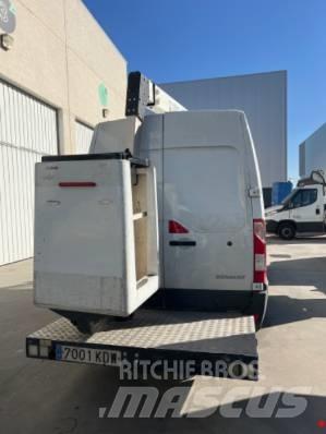 Renault MASTER 3 المنصات الهوائية المثبتة على شاحنة