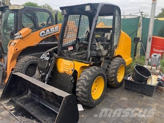 JCB 170 لوادر انزلاقية التوجيه