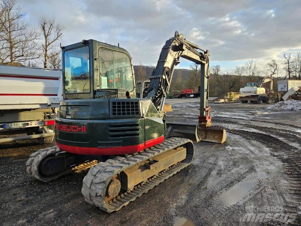 Takeuchi TB80 حفارات وسط 7 طن - 12 طن