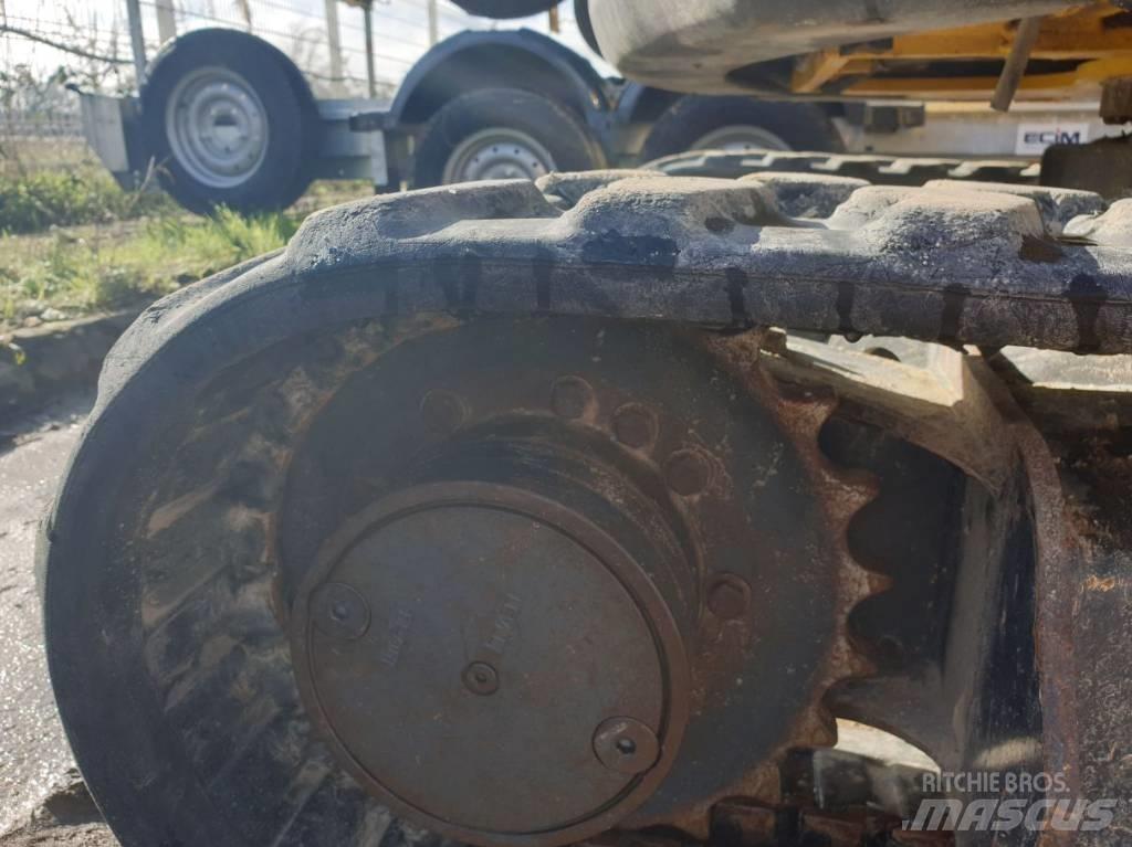 Komatsu PC26MR-3 حفارات صغيرة أقل من 7 طن (حفارات صغيرة)