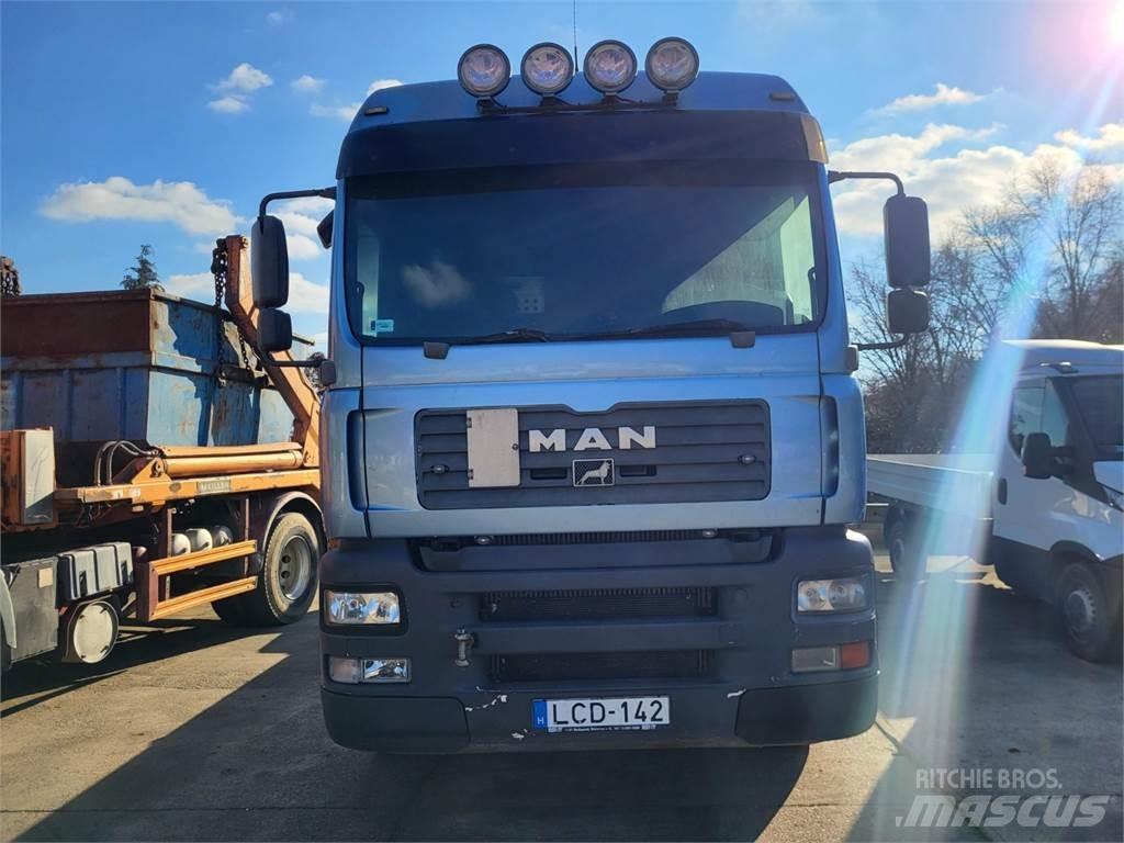 MAN TGA 26.430 6X2 شاحنات بمقصورة وهيكل