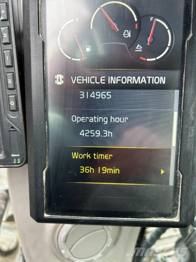 Volvo ECR 145 EL حفارات زحافة