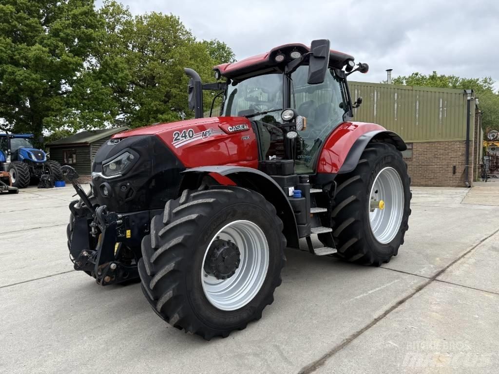 Case IH Puma 240 CVX الجرارات