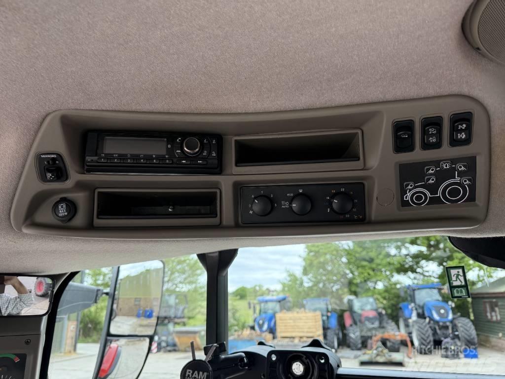 Case IH Puma 240 CVX الجرارات