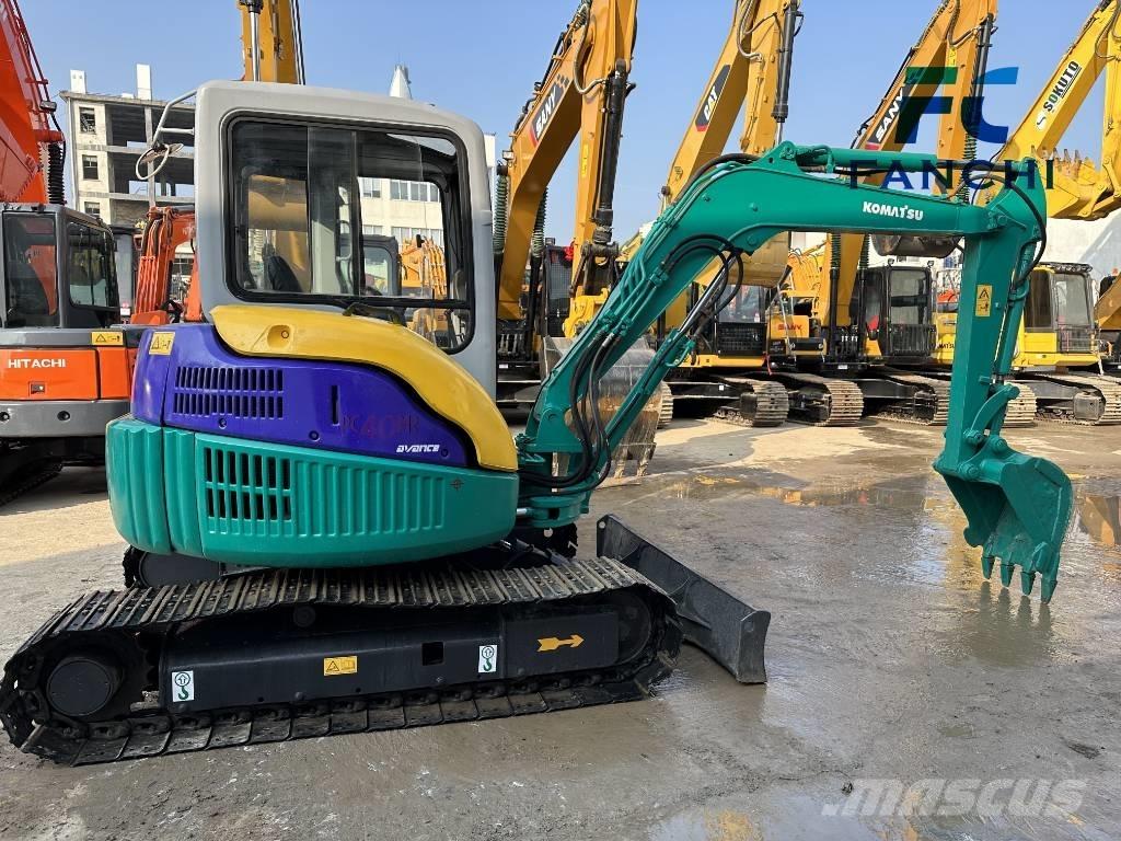 Komatsu PC 40 MR-1 حفارات زحافة