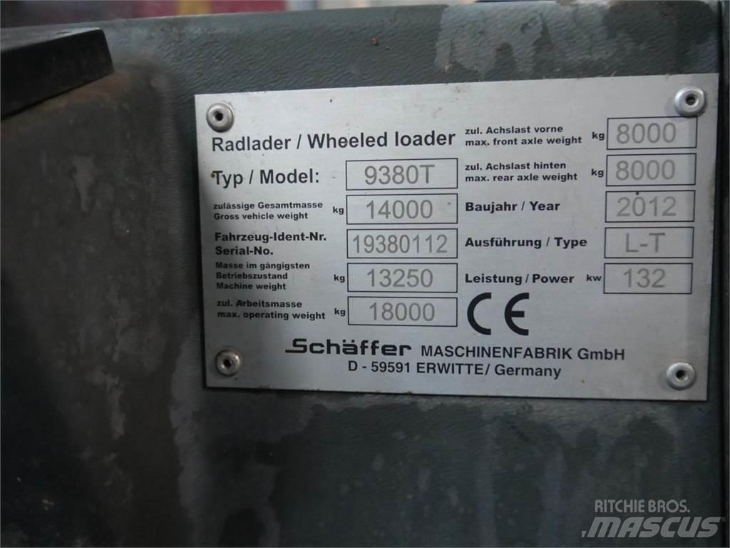 Schäffer 9380T رافعات سلة تلسكوبية