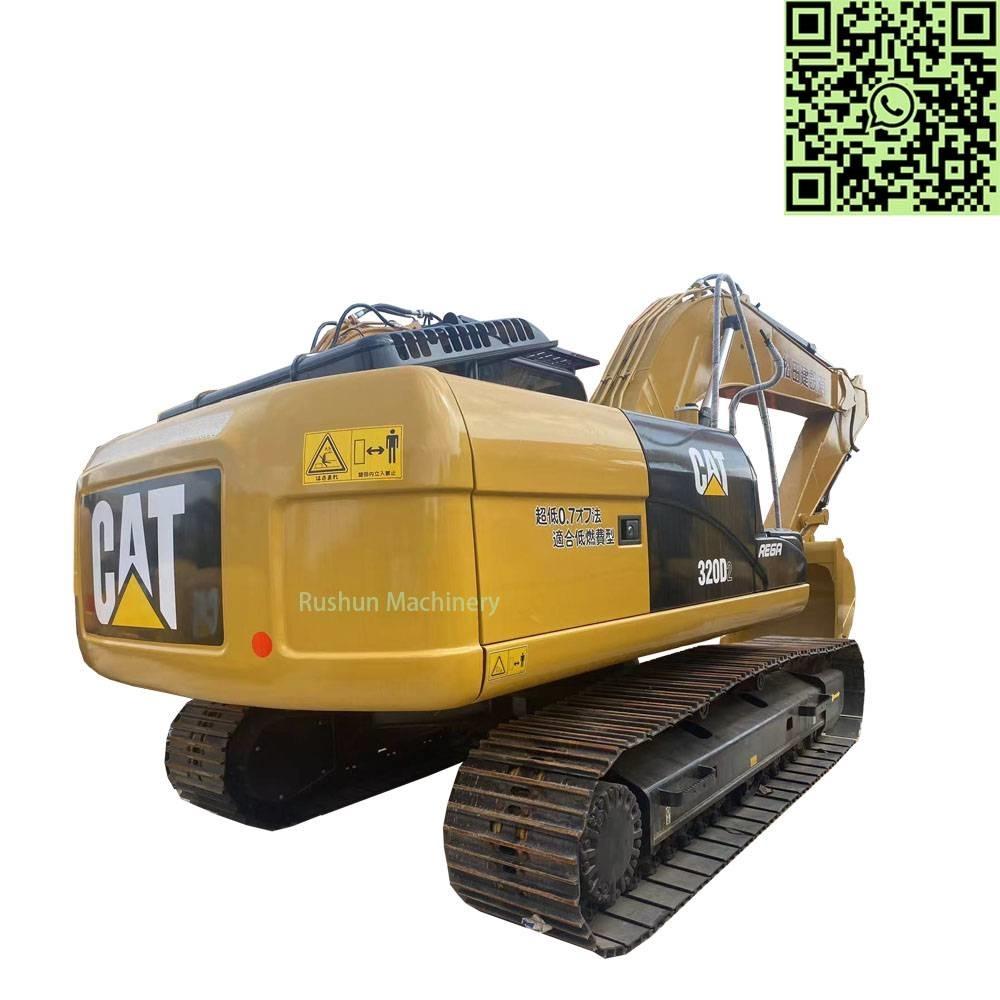 CAT CAT320D حفارات زحافة