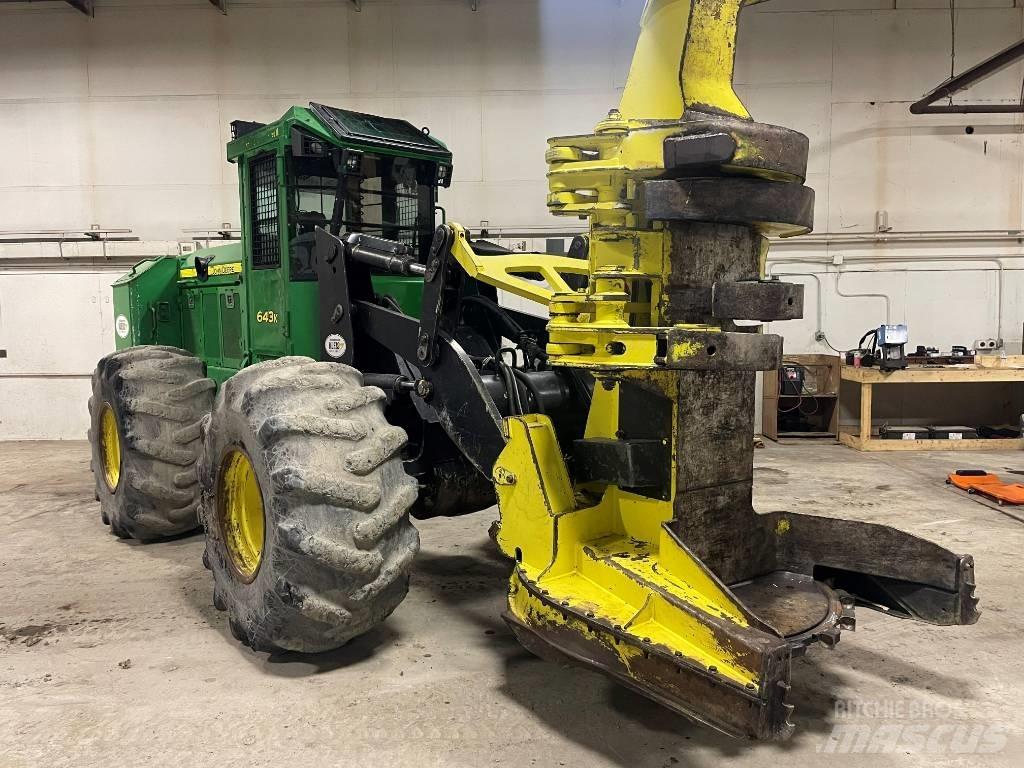 John Deere 643 K قاطعات وجامعات الأشجار