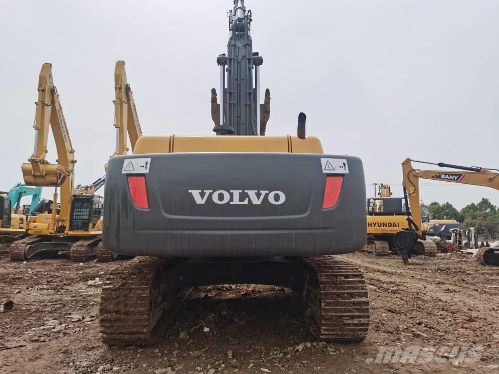 Volvo EC 460 B LC حفارات زحافة