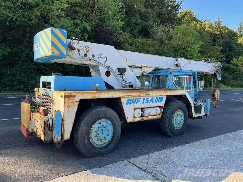 Jones IF 15AT رافعات صالحة لكل أنواع الطرق