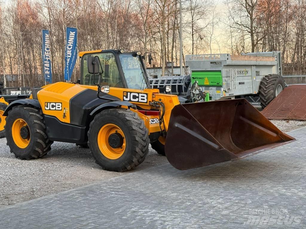 JCB 526-56 Agri رافعة تلسكوبية