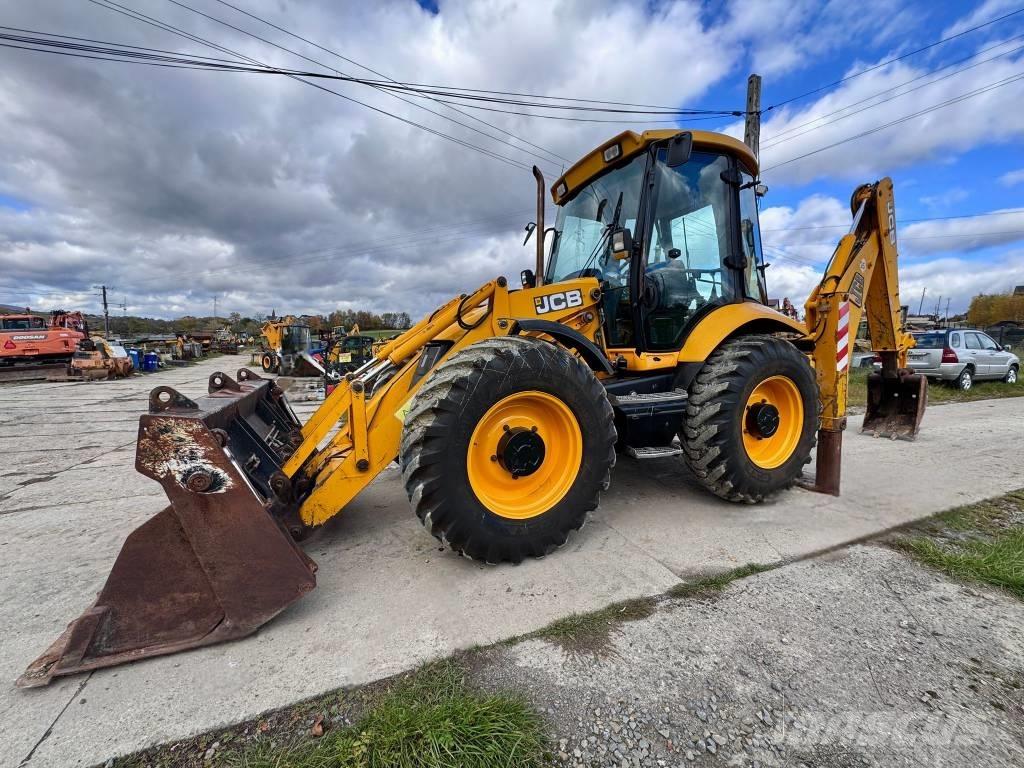 JCB 4CX لوادر ذات جرافات عكسية
