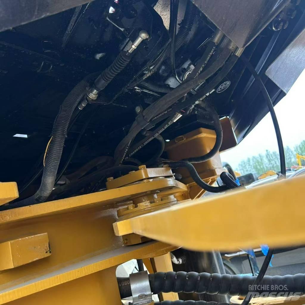 CAT 966 H لوادر بعجل