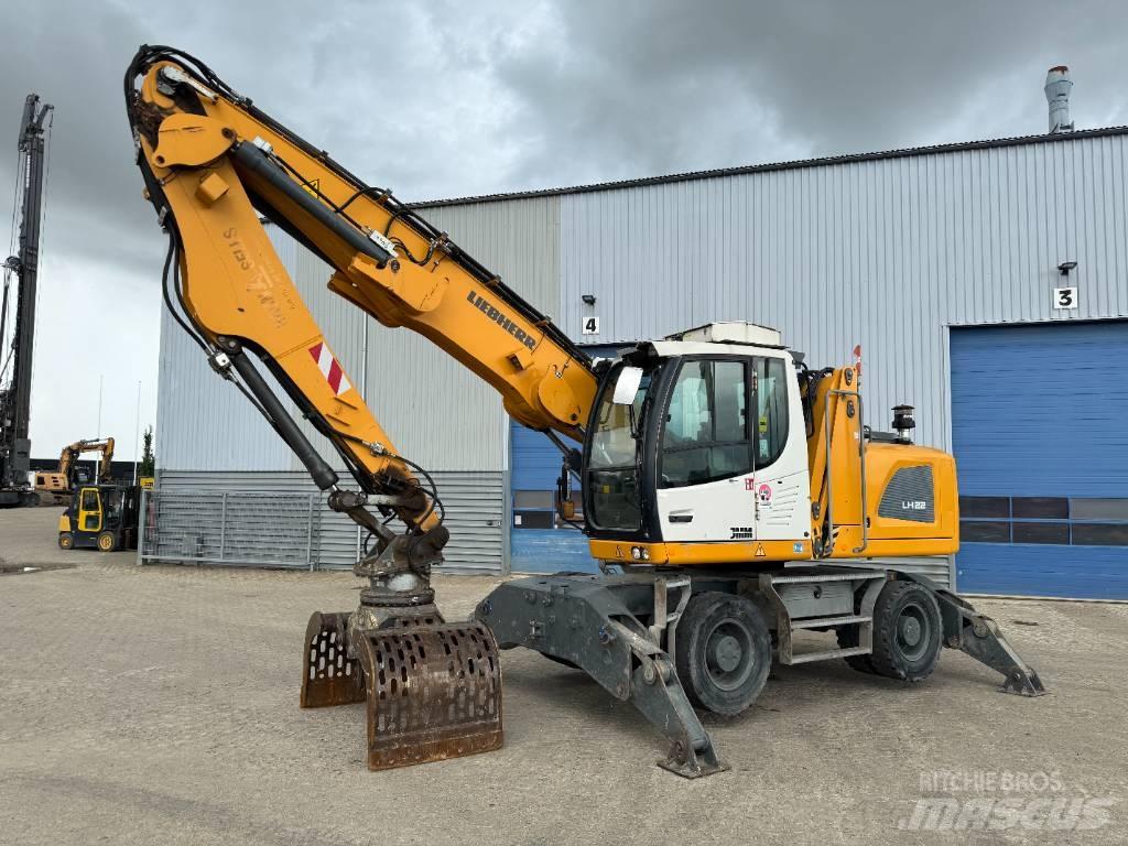 Liebherr LH 22 M مناولات المخلفات / مناولات صناعية