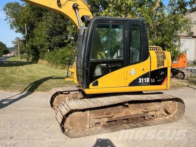 CAT 311 D حفارات زحافة