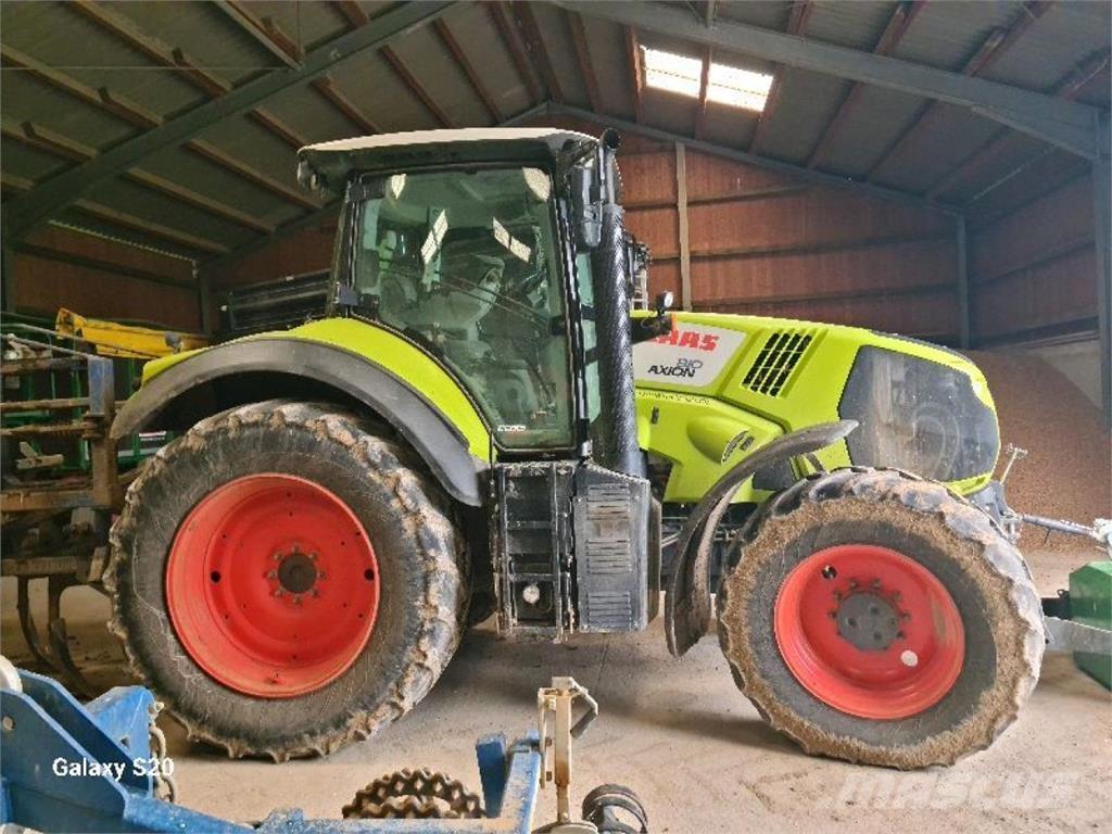 CLAAS Axion 810 الجرارات