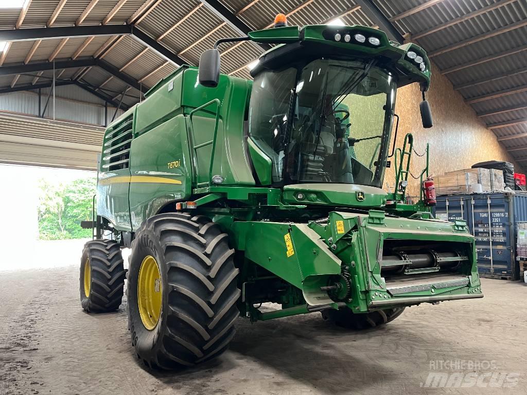 John Deere T670 حصادات