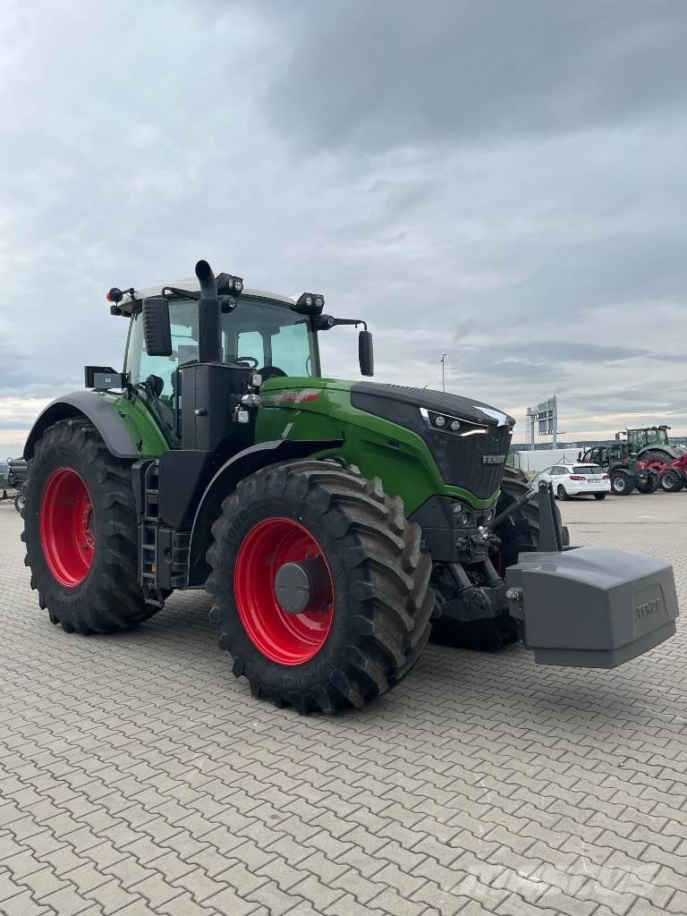 Fendt 1050 الجرارات