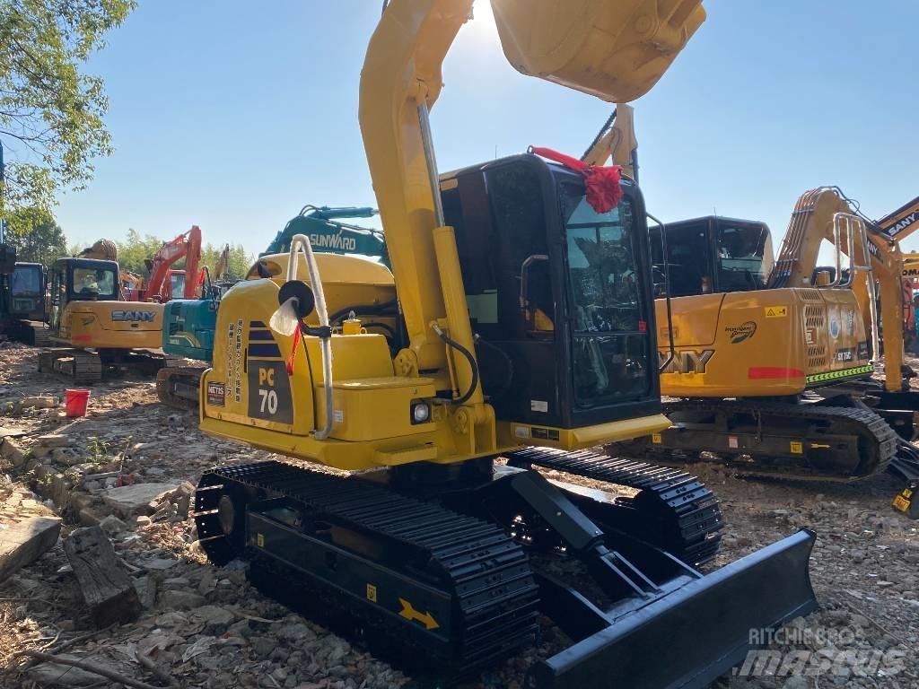 Komatsu 70-8 حفارات زحافة