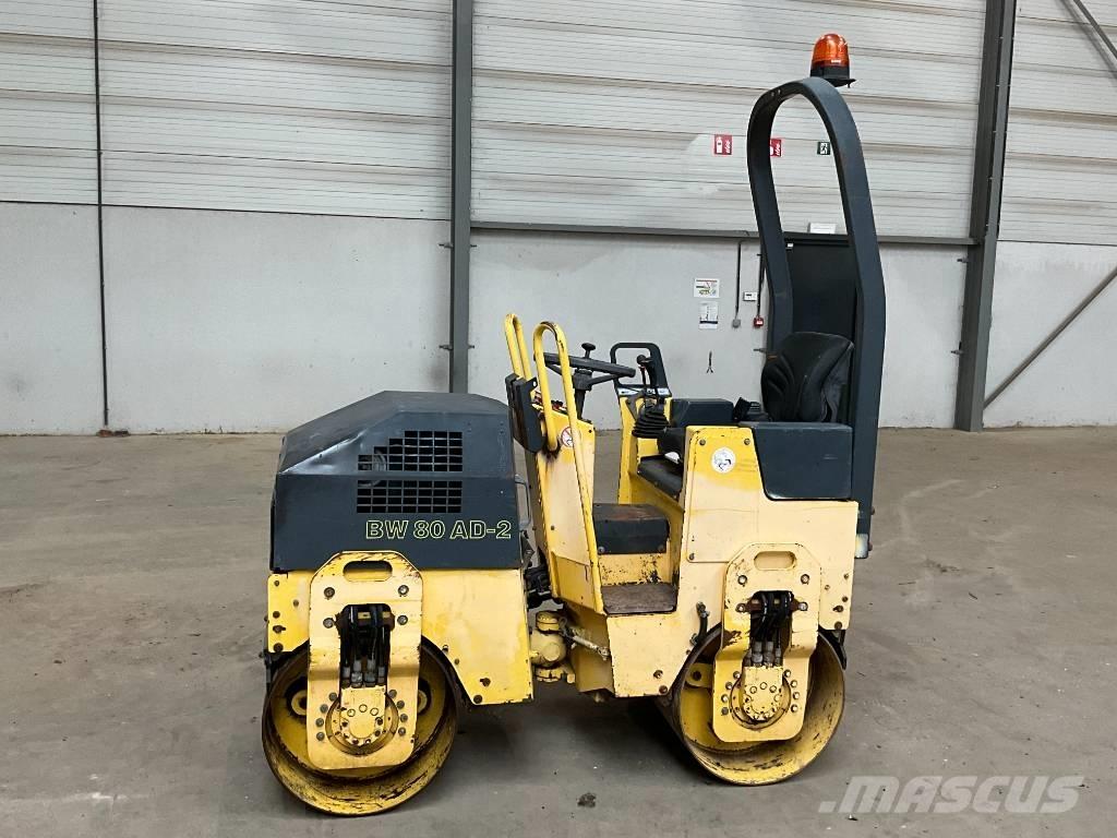Bomag BW 80 AD-2 مداحل ثنائية الاسطوانة