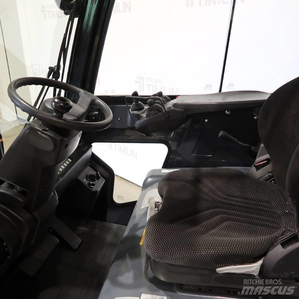 Toyota 8FBMT25 شاحنات ذات رافعات شوكية تعمل بالكهرباء