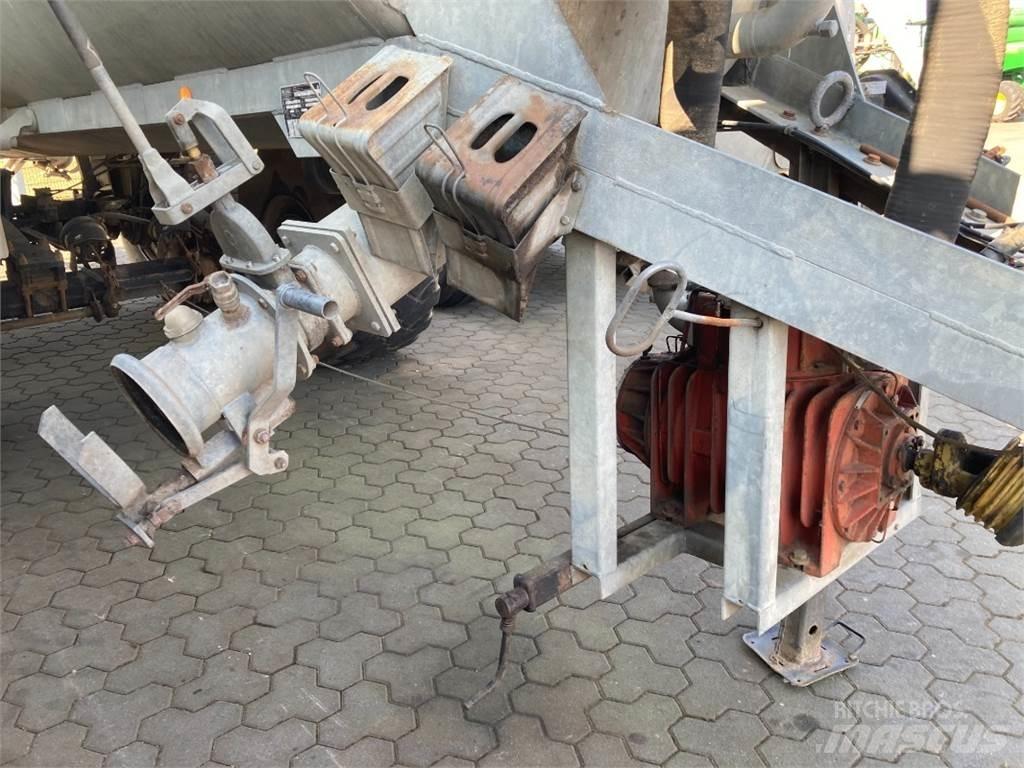 Kotte VT 16200 معدات توزيع السماد العضوي