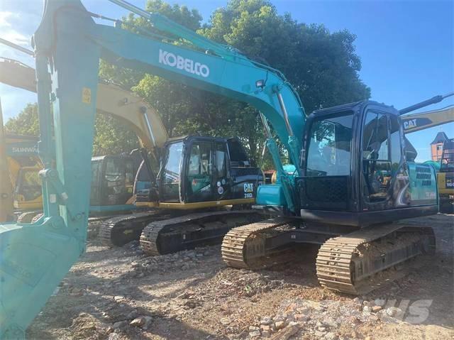Kobelco SK 140 حفارات زحافة