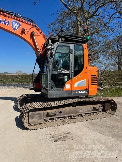Doosan DX 140 LCR-5 حفارات زحافة