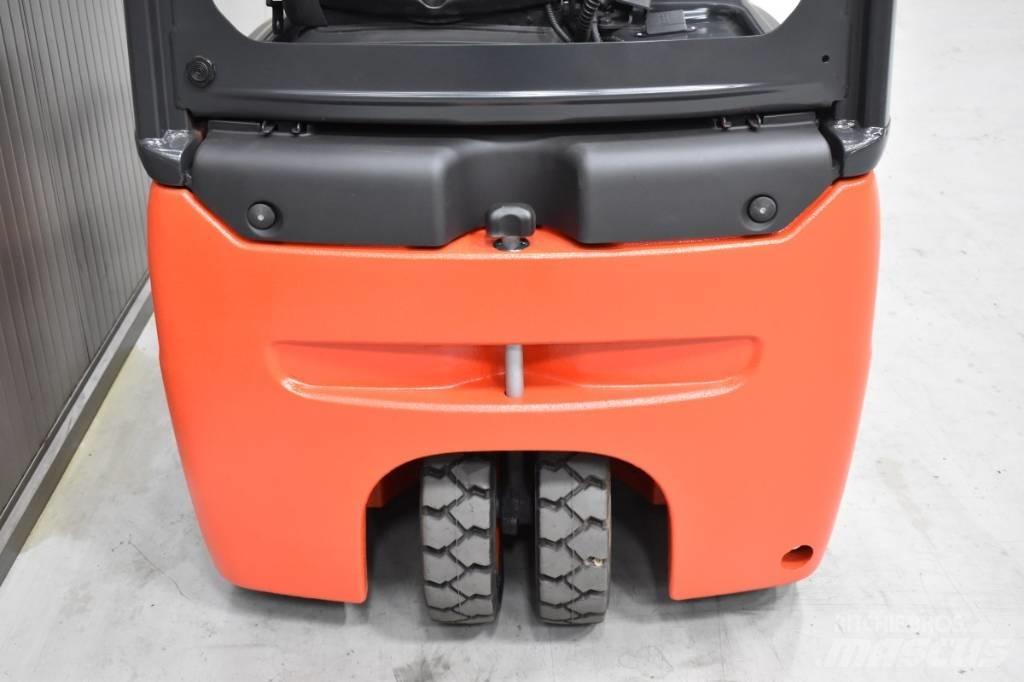 Linde E 14 - 02 شاحنات ذات رافعات شوكية تعمل بالكهرباء