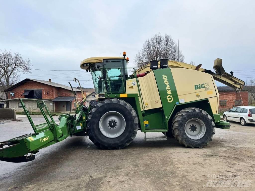 Krone Big X 850 علافات ذاتية الدفع