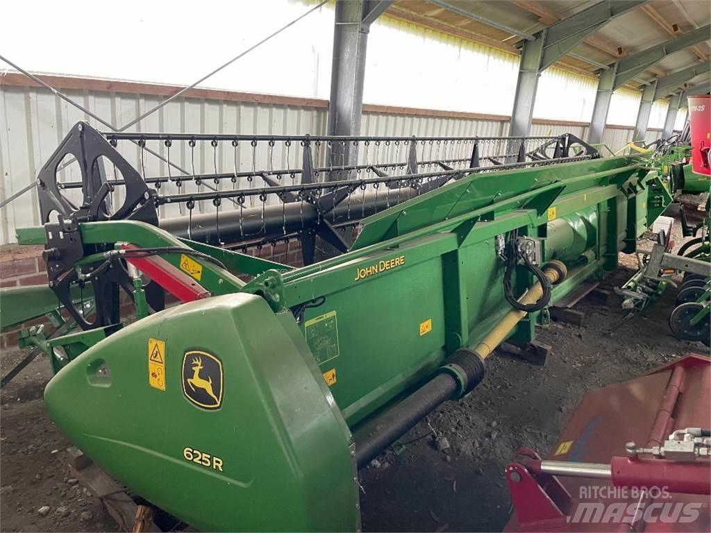 John Deere 625R رؤوس حصادات