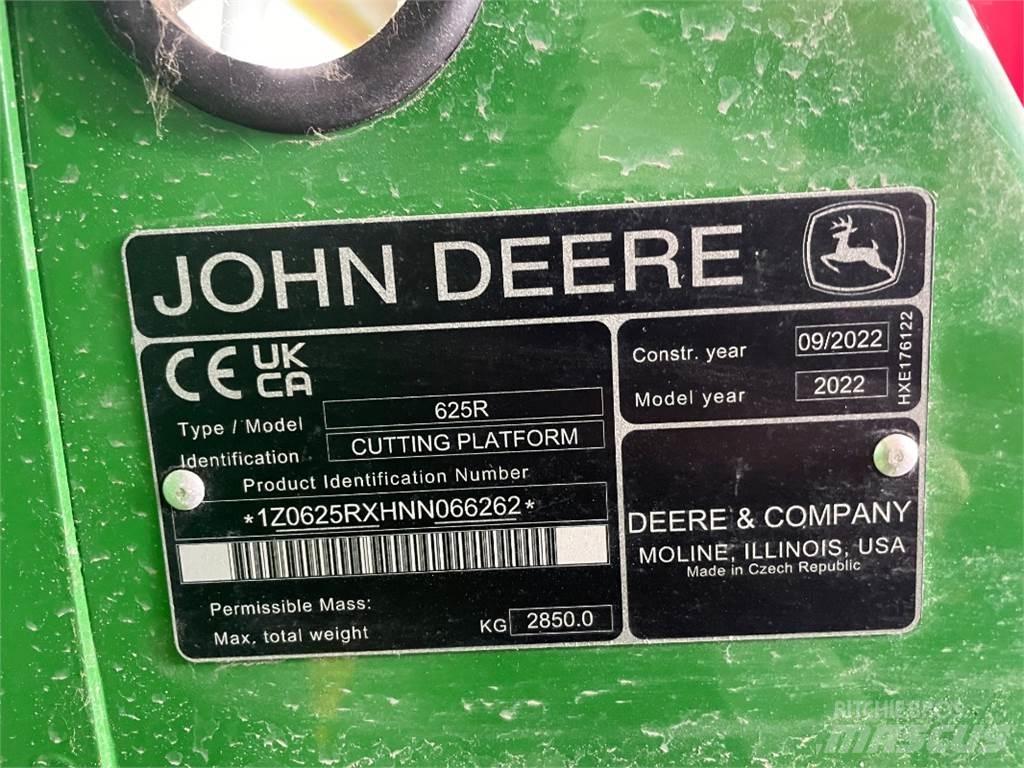 John Deere 625R رؤوس حصادات