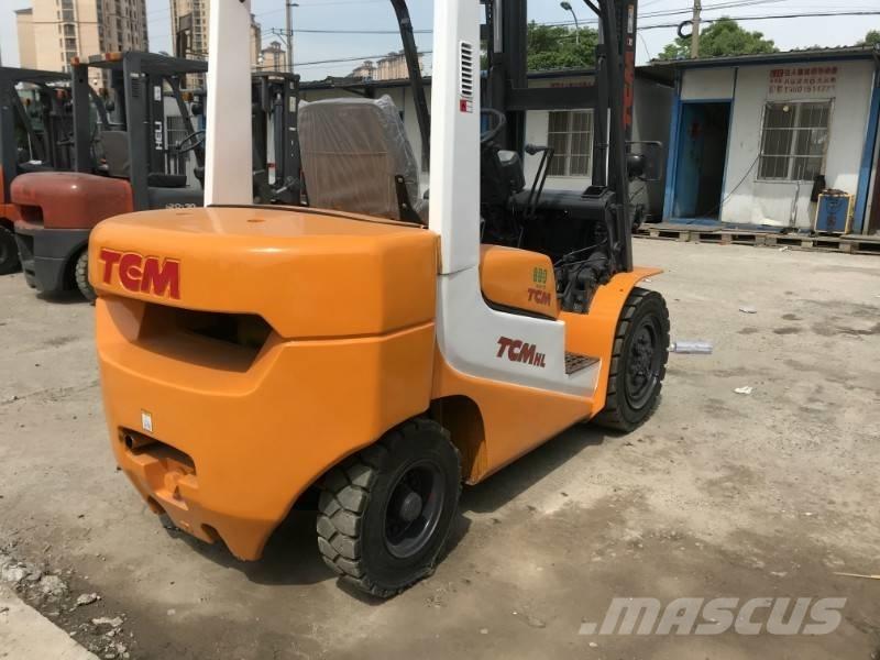 TCM FD 30 شاحنات الديزل