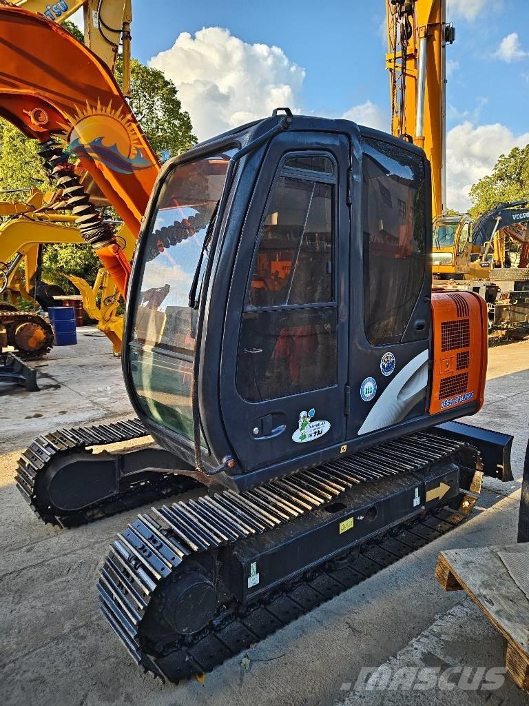 Hitachi ZX 70 حفارات وسط 7 طن - 12 طن
