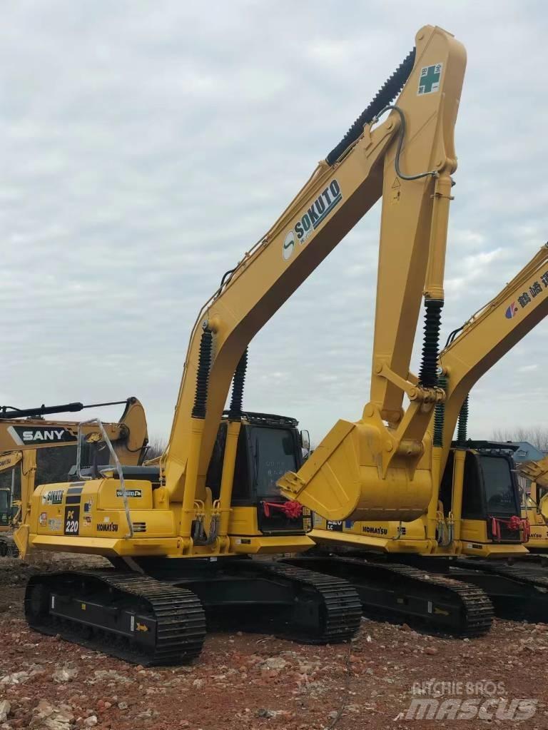 Komatsu PC 200-8 حفارات زحافة