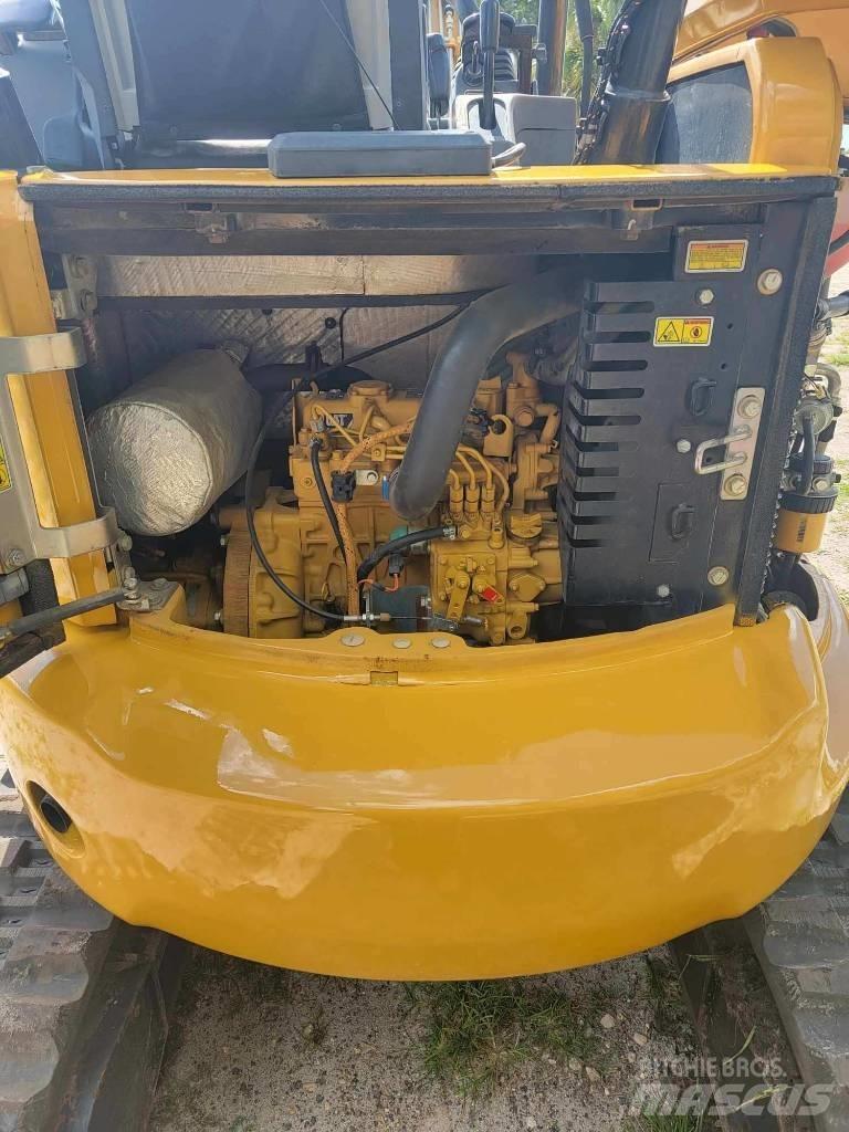 CAT 303 E CR حفارات صغيرة أقل من 7 طن (حفارات صغيرة)