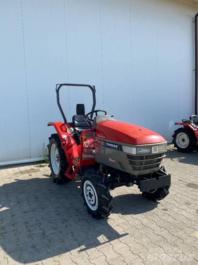 Yanmar AF22 جرارات مدمجة