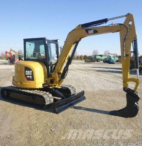 CAT 305.5 حفارات صغيرة أقل من 7 طن (حفارات صغيرة)